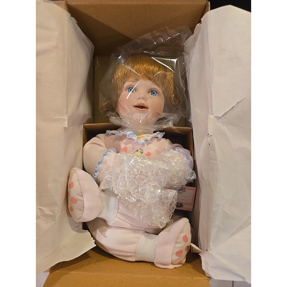 ASHTON DRAKE/PRECIOUS MOMENTS PORCELAIN & CLOTH DOLL "Heaven‎ Bless You" NIB COA